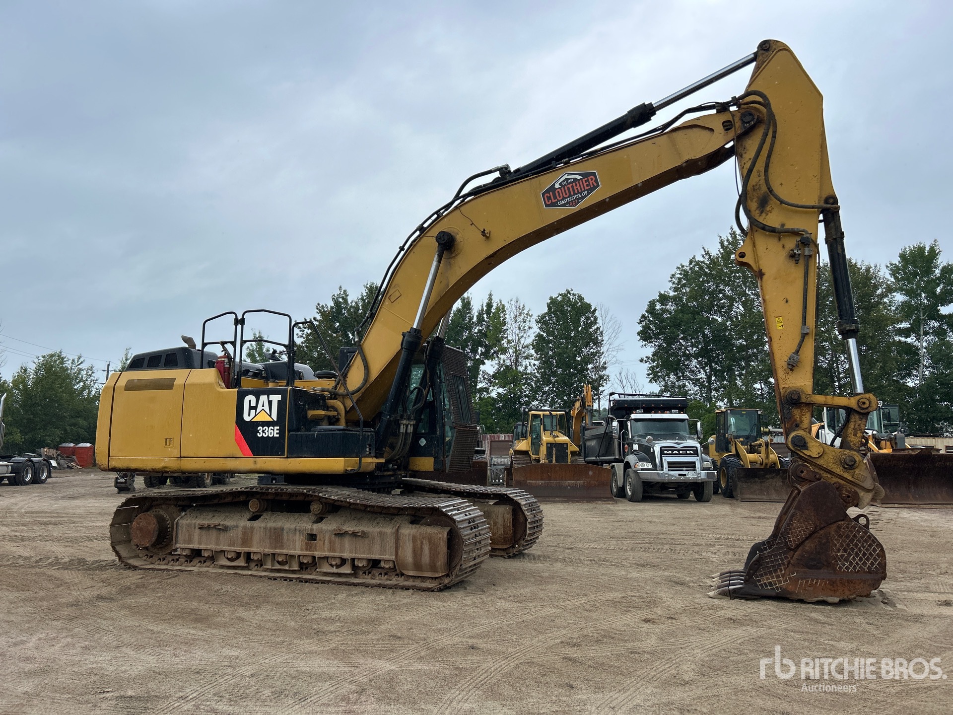 EXCAVADORA 2011 CATERPILLAR 336
