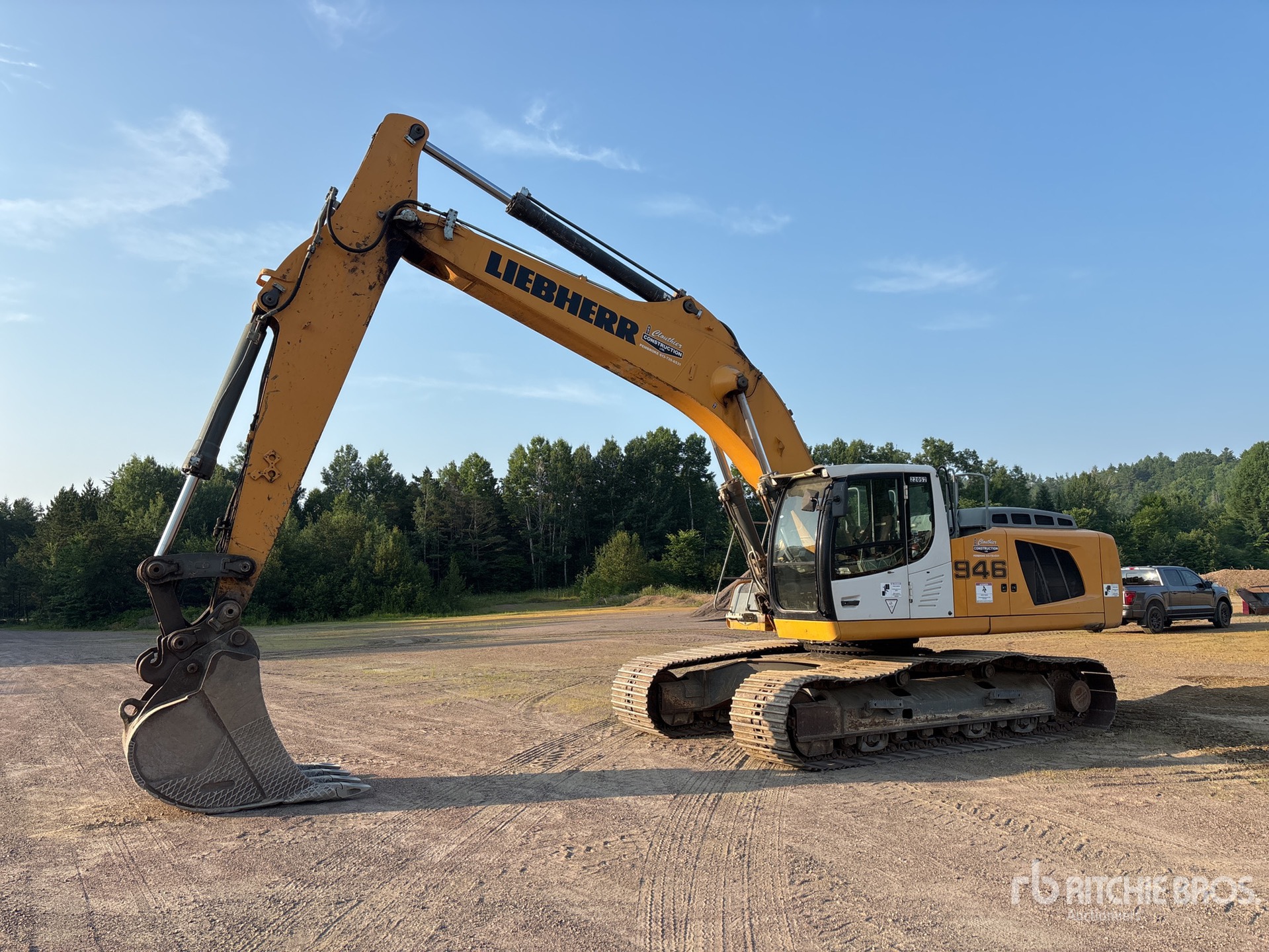 EXCAVADORA 2015 LIEBHERR R946