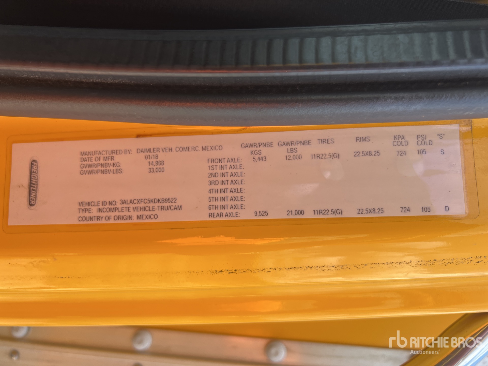 General Appearance with Serial Number / VIN