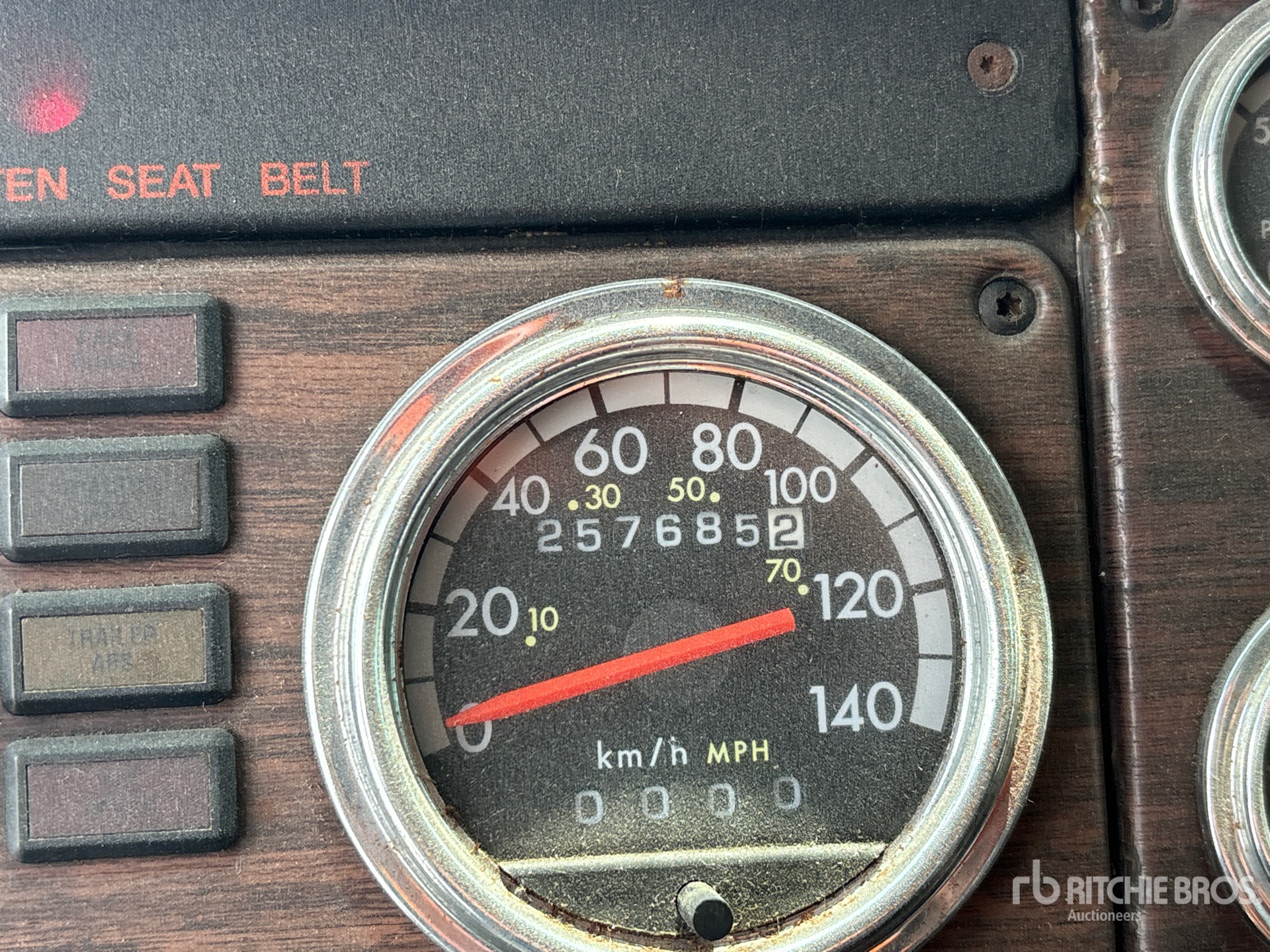 General Appearance with Hour Meter / Odometer