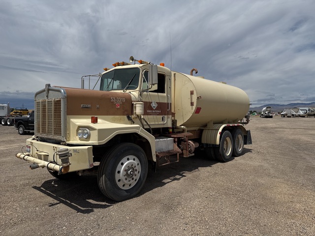 1980 Kenworth C500 4000 gal 6x4 Water Truck