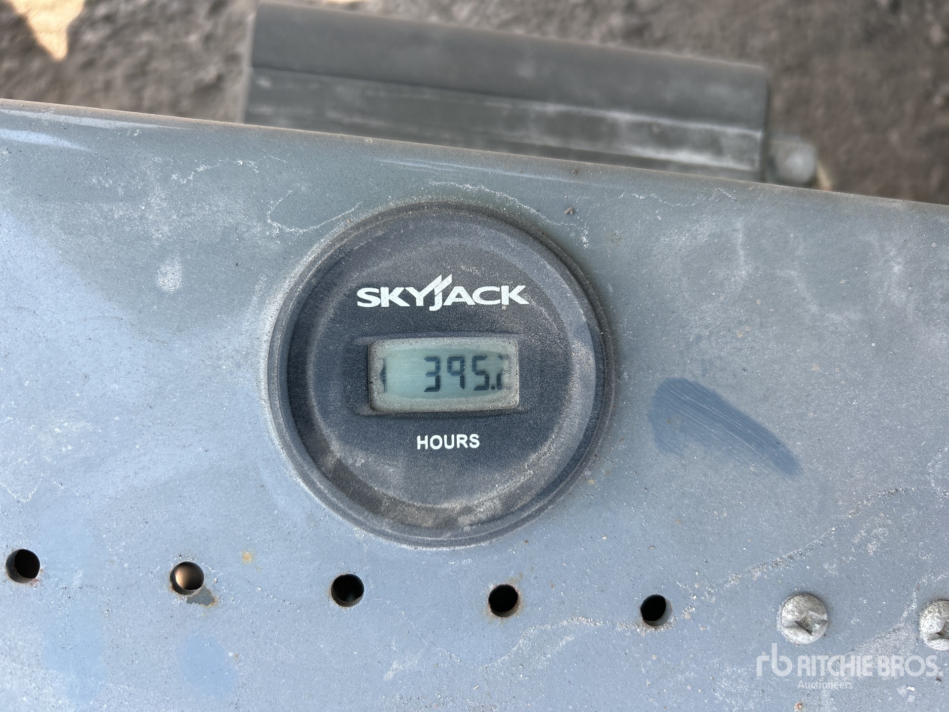 General Appearance with Hour Meter / Odometer