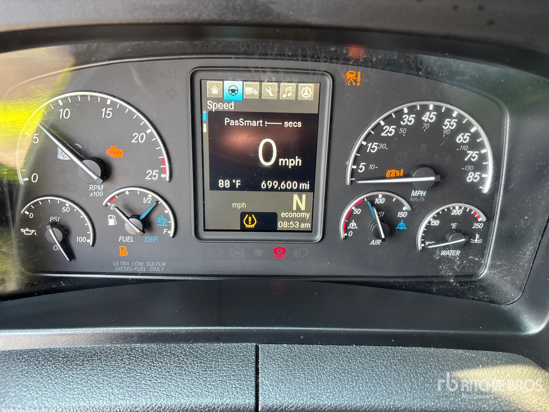 General Appearance with Hour Meter / Odometer