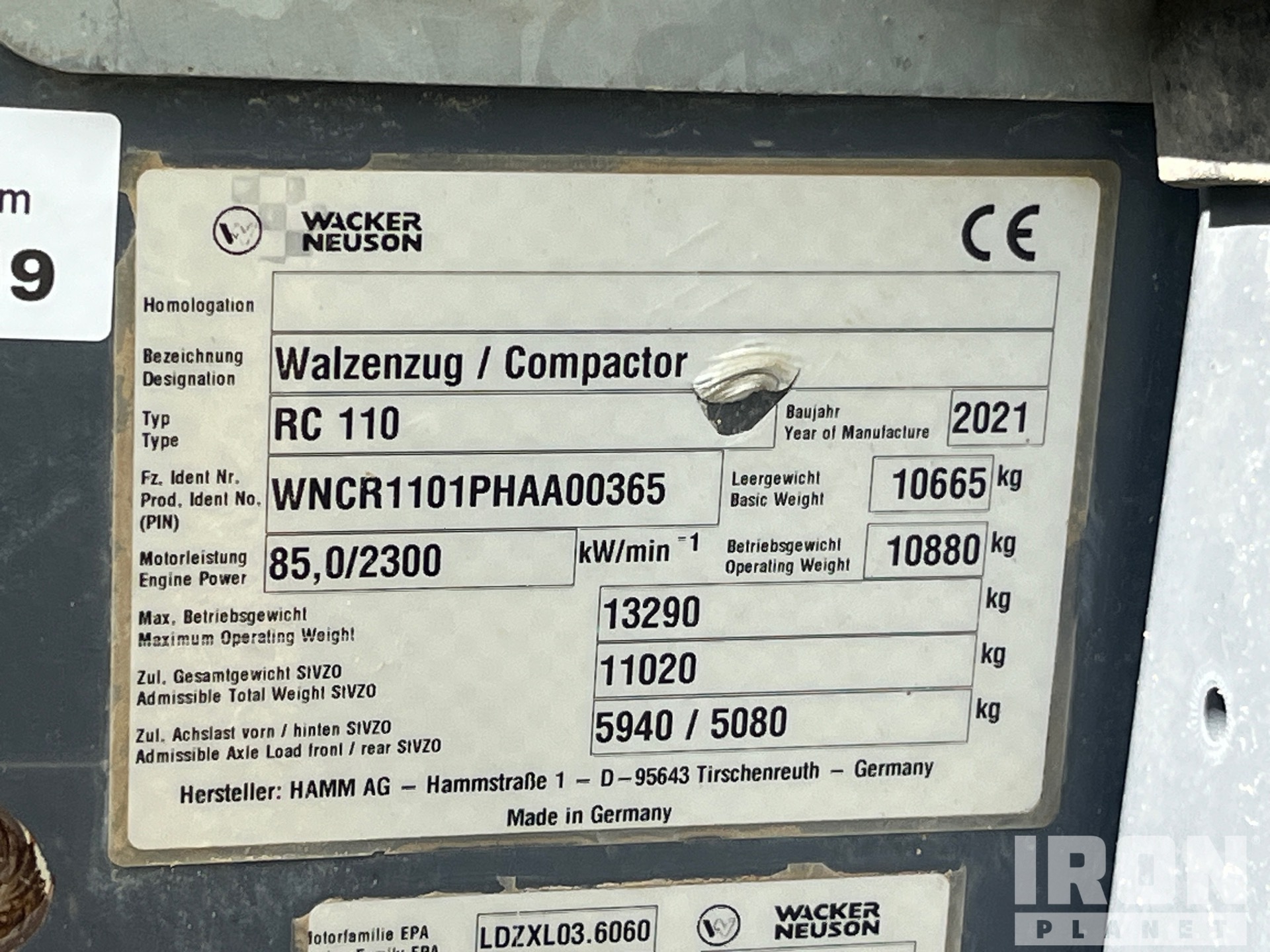 General Appearance with Serial Number / VIN