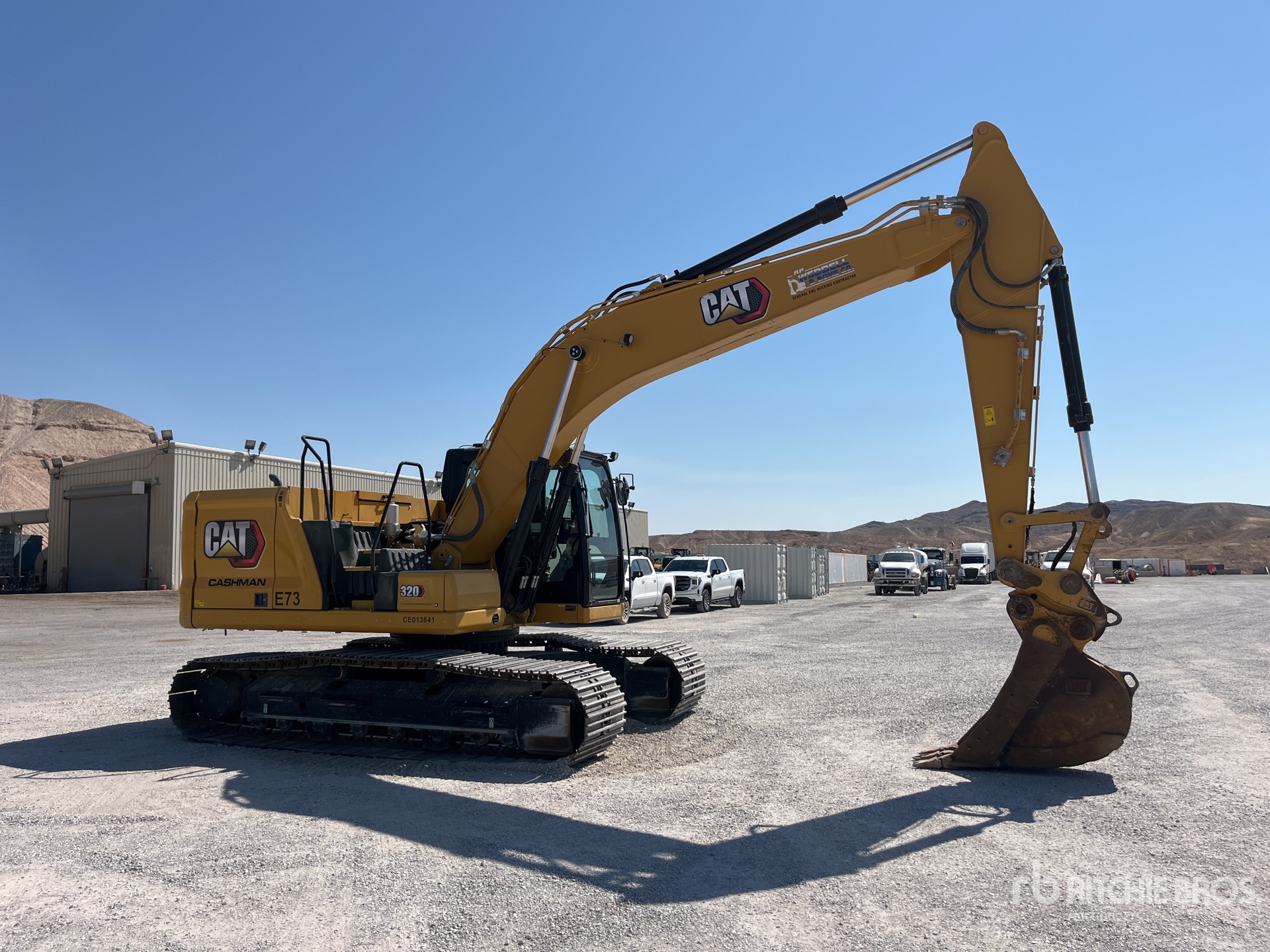 EXCAVADORA 2021 CATERPILLAR 320