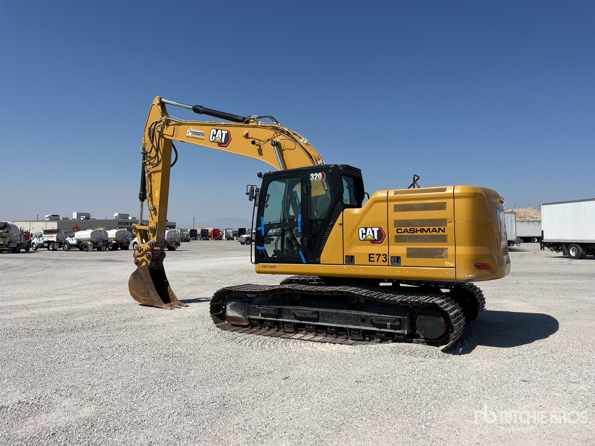 EXCAVADORA 2021 CATERPILLAR 320