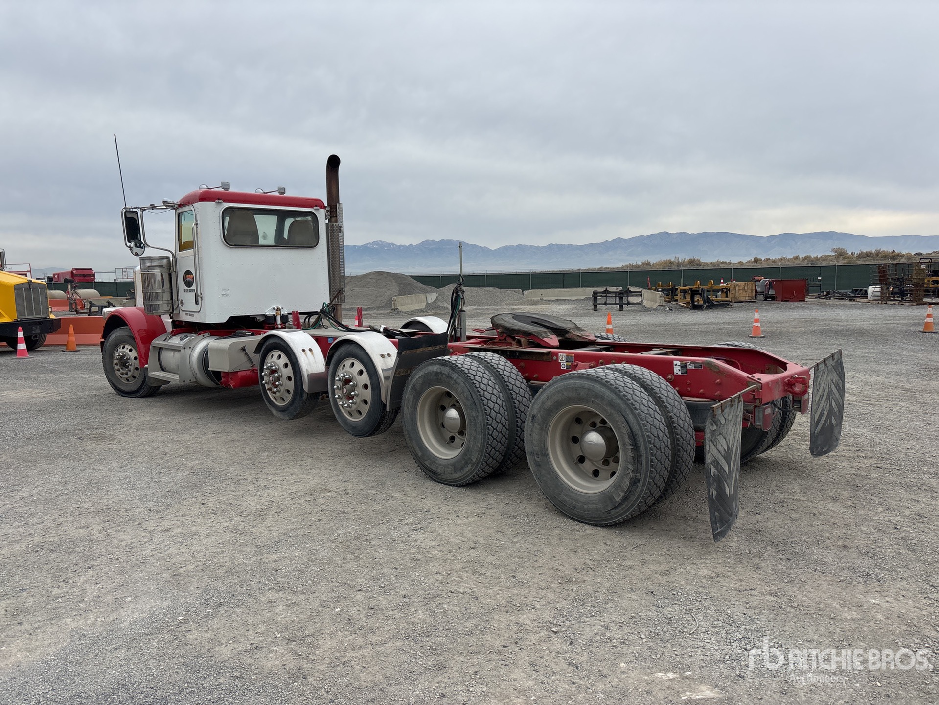 General Appearance with Imagen: esquina trasera izquierda