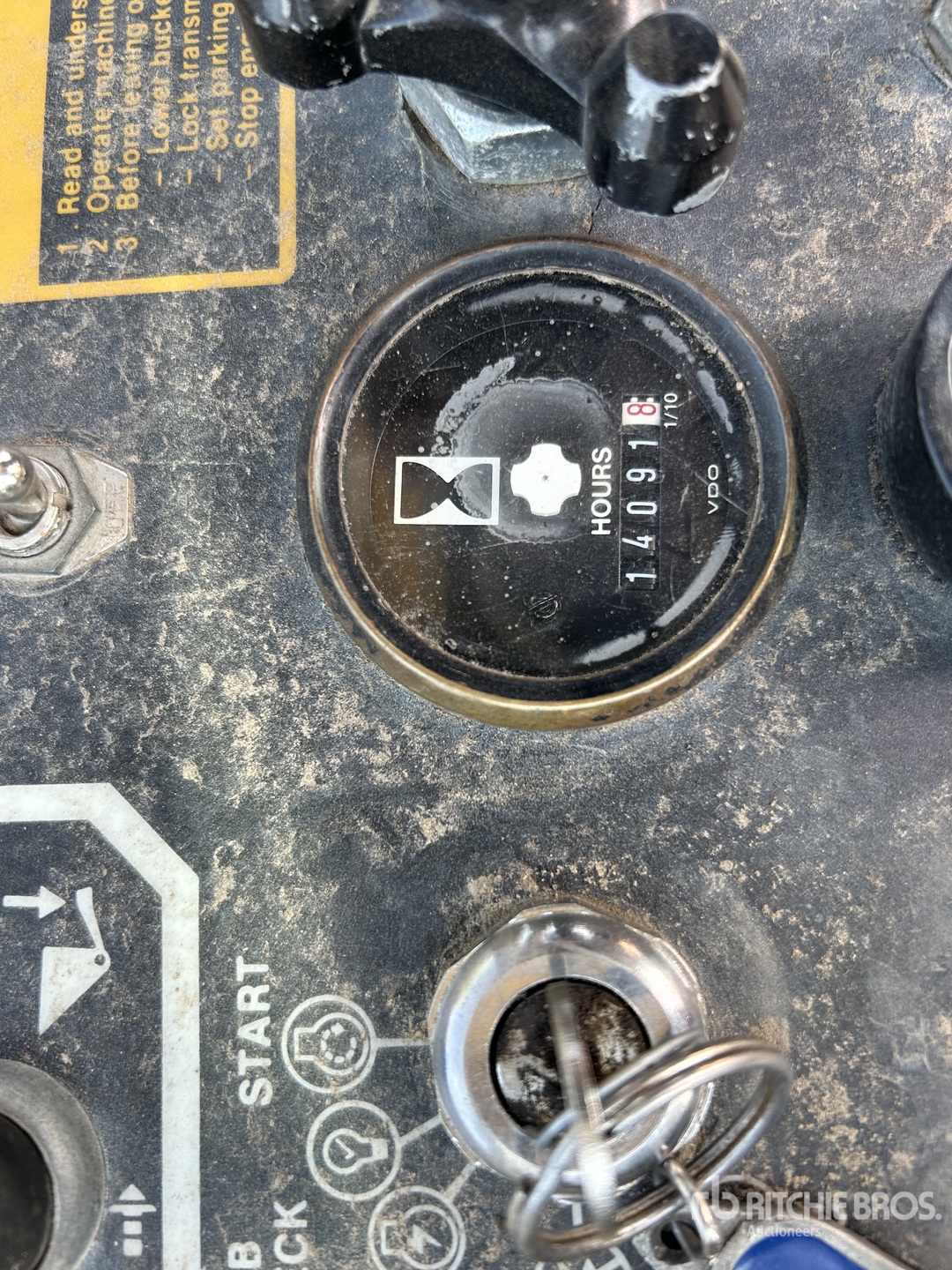 General Appearance with Hour Meter / Odometer