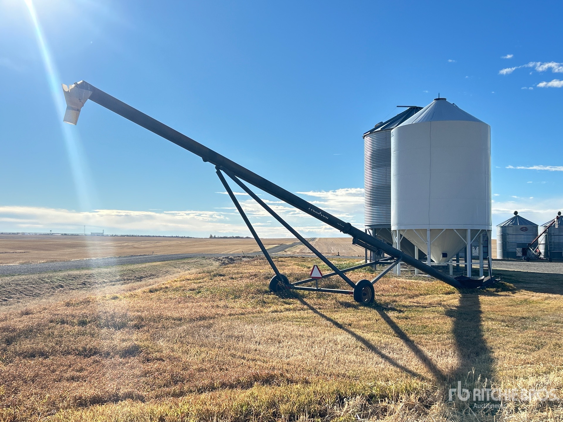 General Appearance with Imagen: esquina trasera derecha