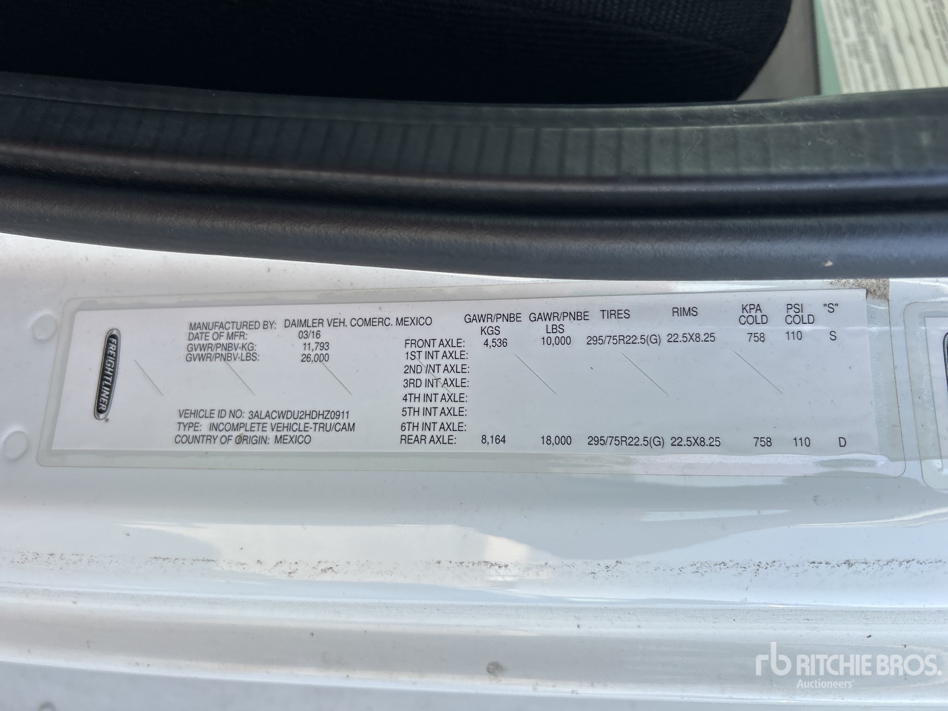 General Appearance with Serial Number / VIN