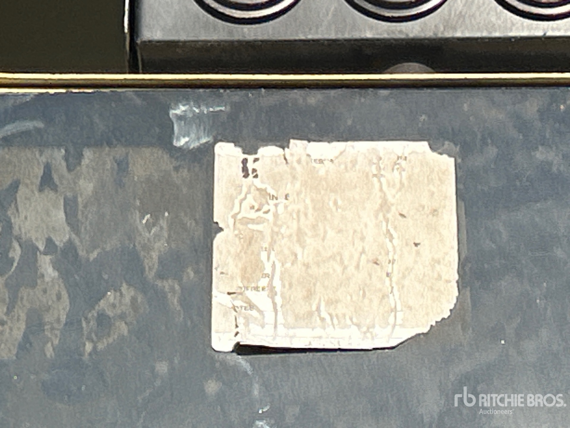 General Appearance with Unit Serial Number