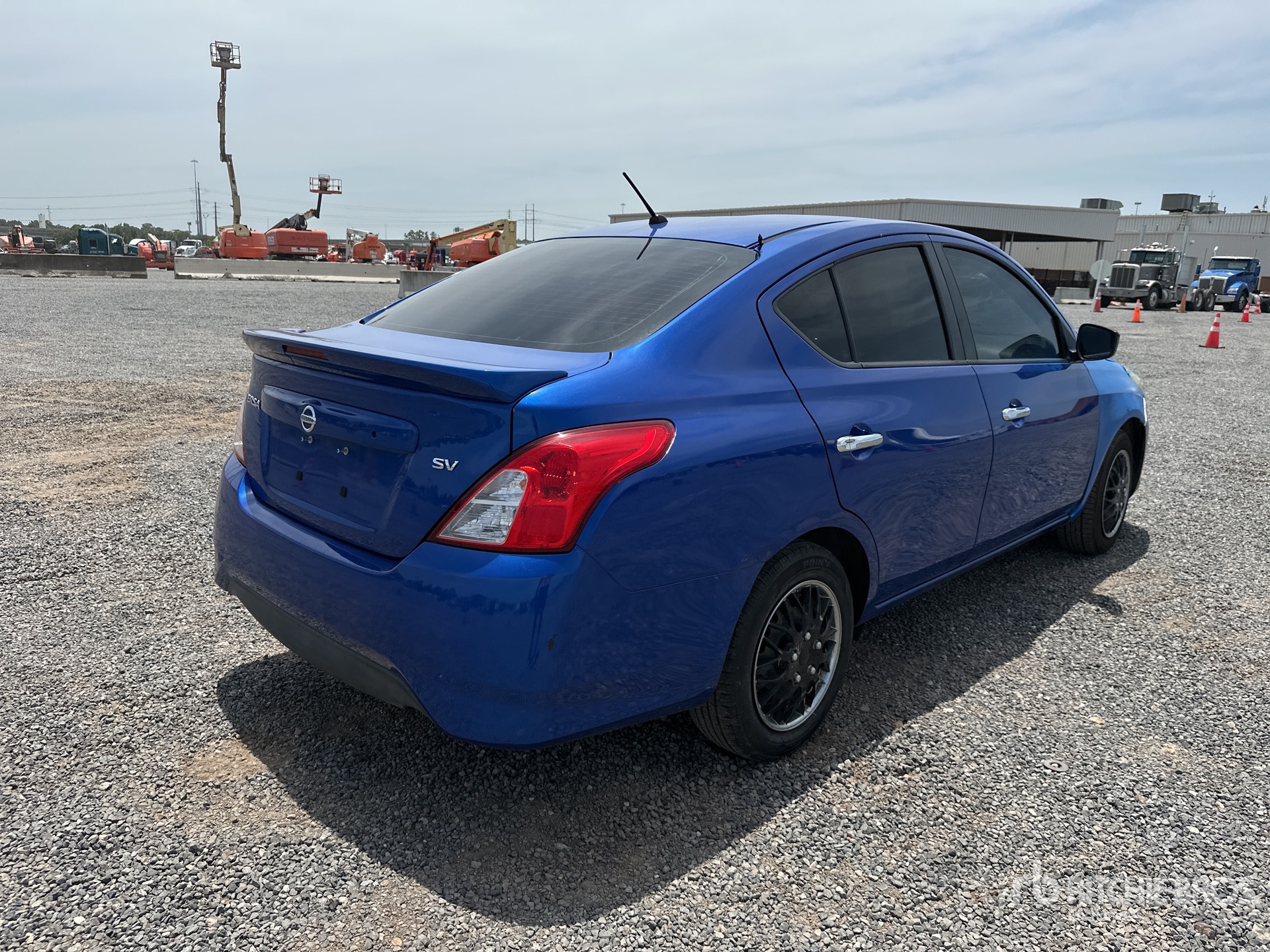 General Appearance with Picture, Right Rear Corner