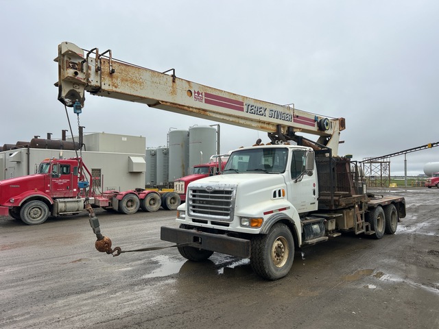 Terex BT3874 38000 lb Straight Boom on 2001 Sterling LT9500 6x4 Boom Truck