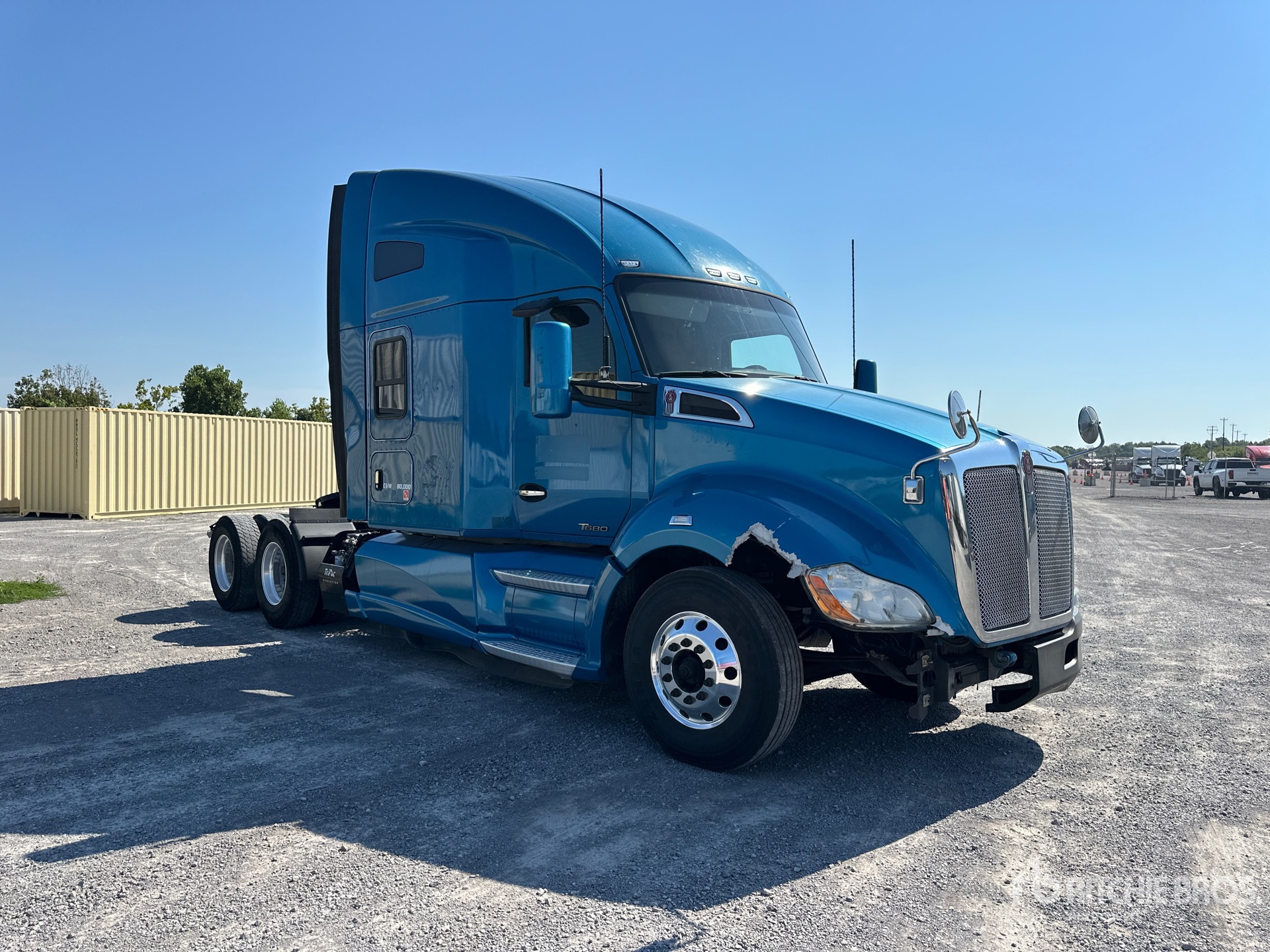 General Appearance with Picture, Right Front Corner