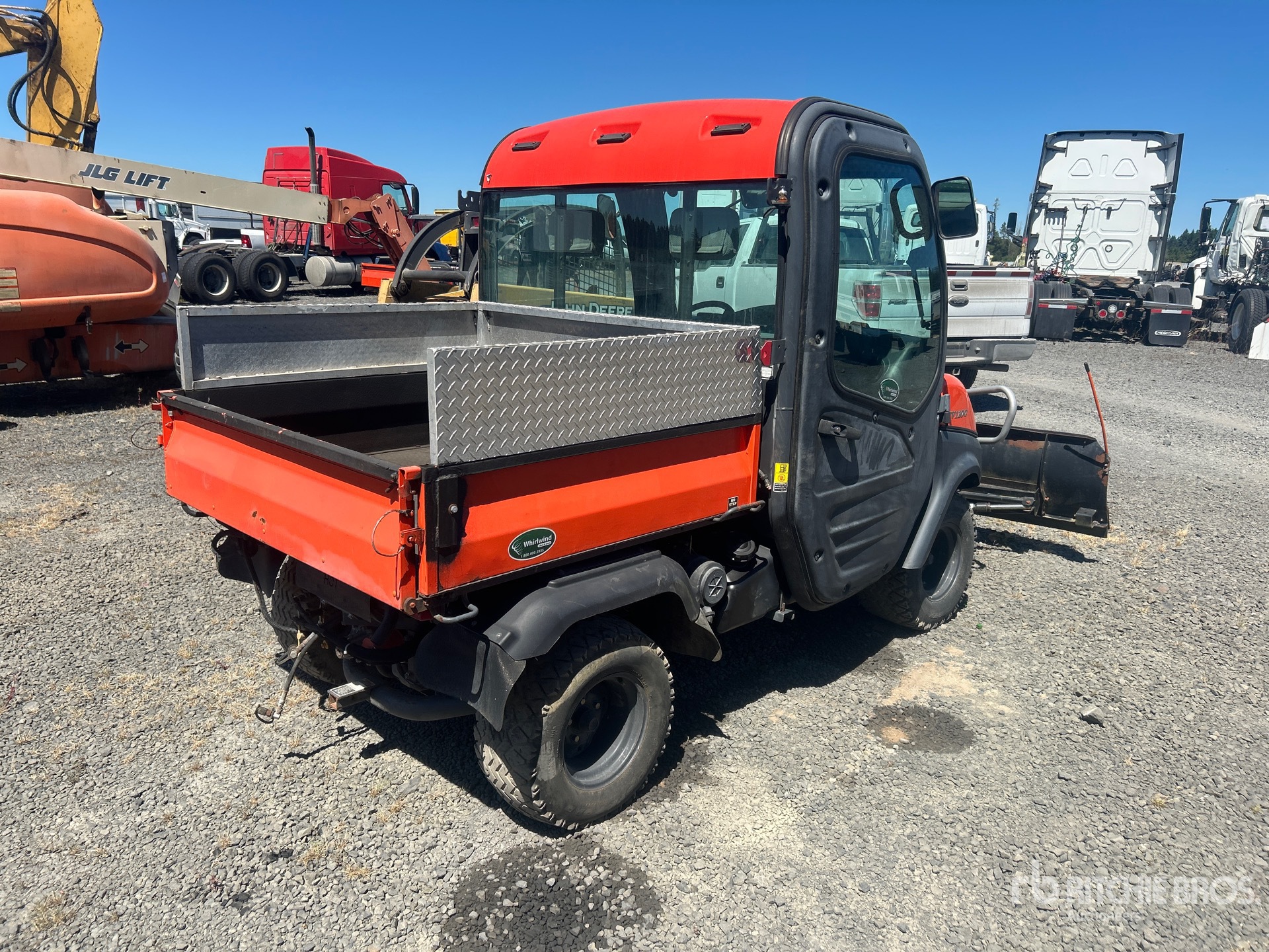 General Appearance with Picture, Right Rear Corner