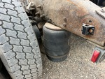 4 Underbody - Truck with 