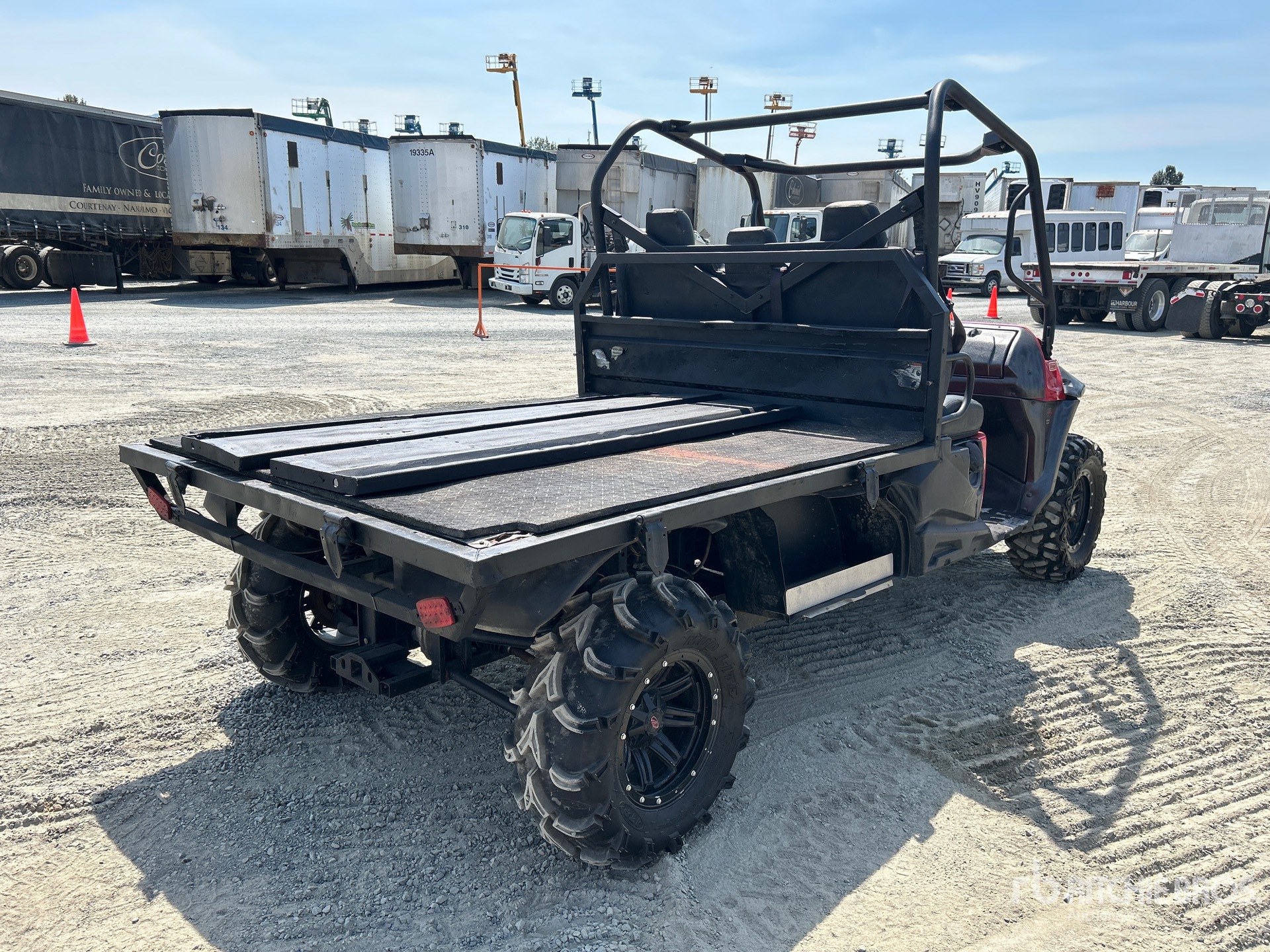 General Appearance with Picture, Right Rear Corner