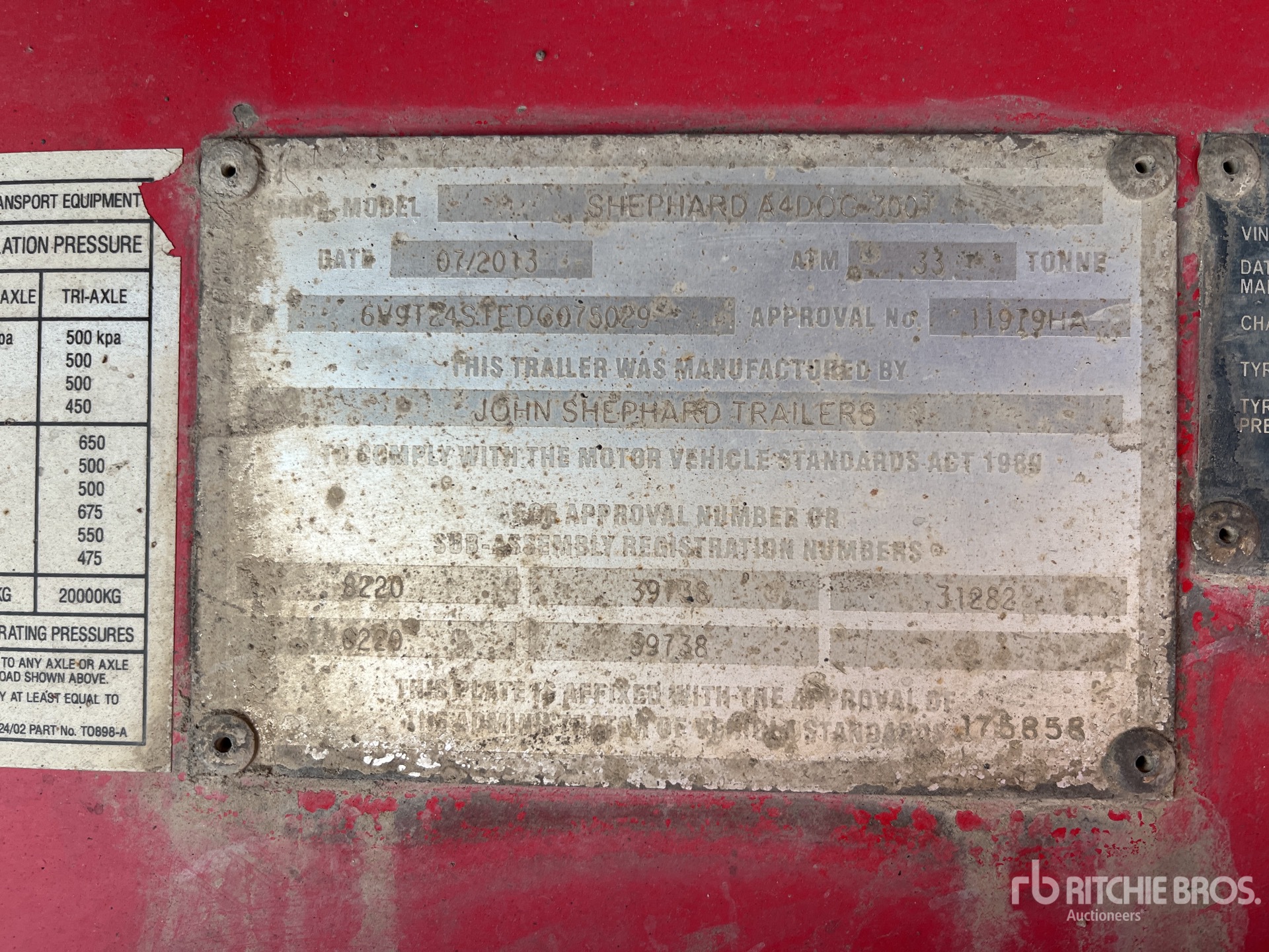 General Appearance with Numéro de série/Numéro d'identification du véhicule automobile