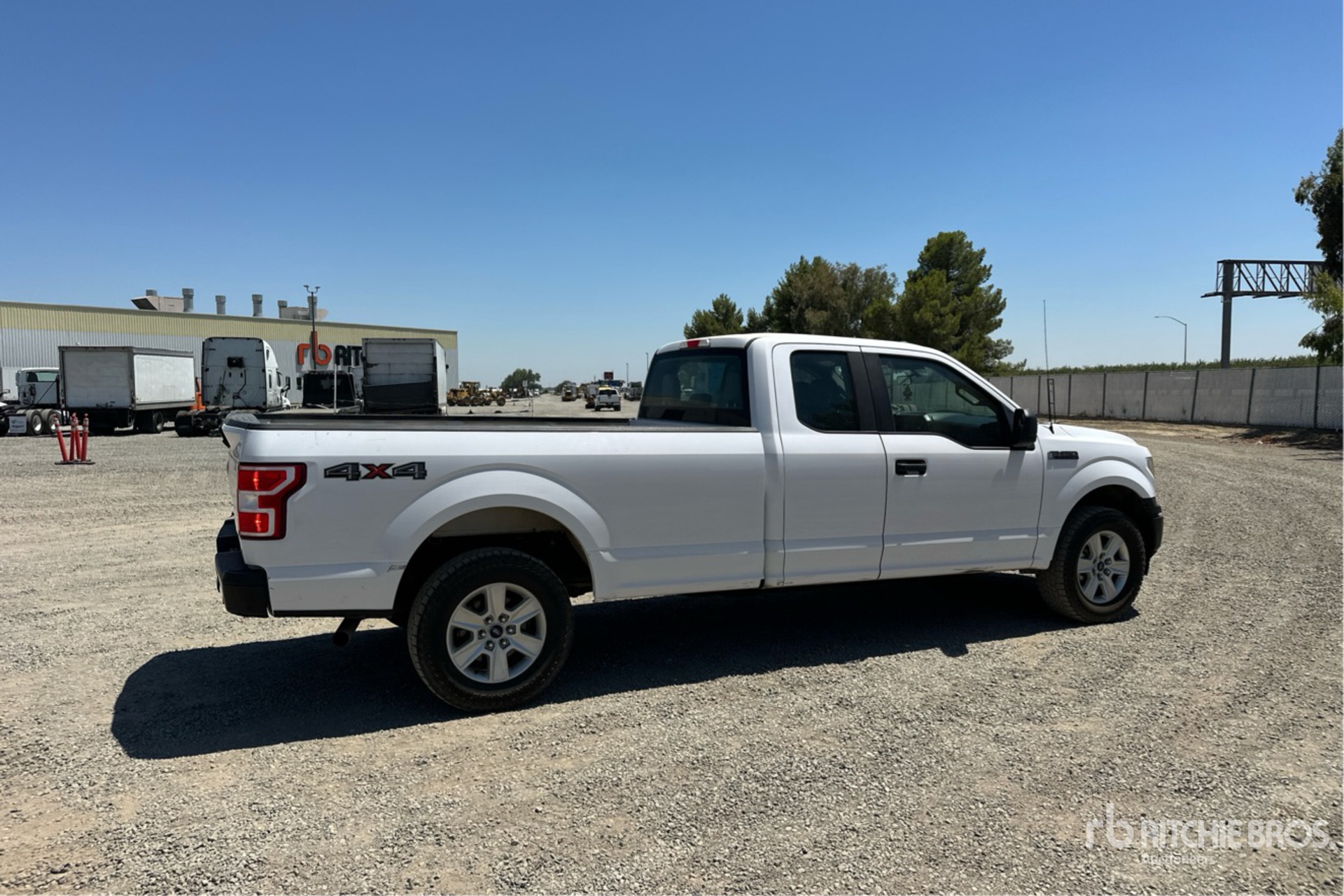 General Appearance with Picture, Right Rear Corner