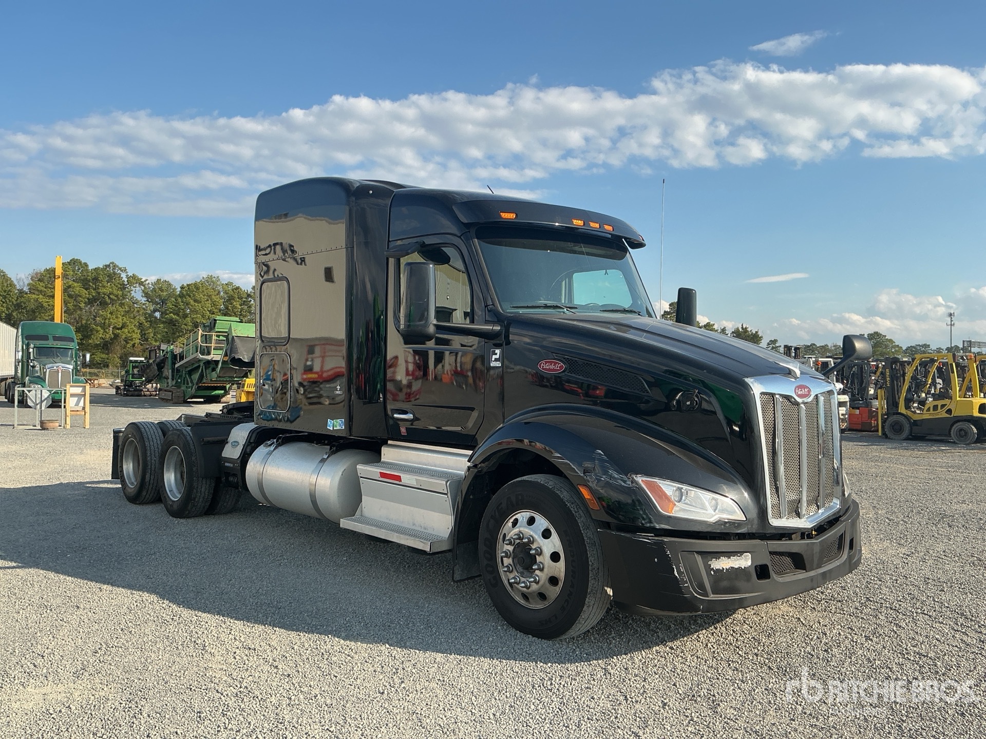 General Appearance with Imagen: esquina delantera derecha