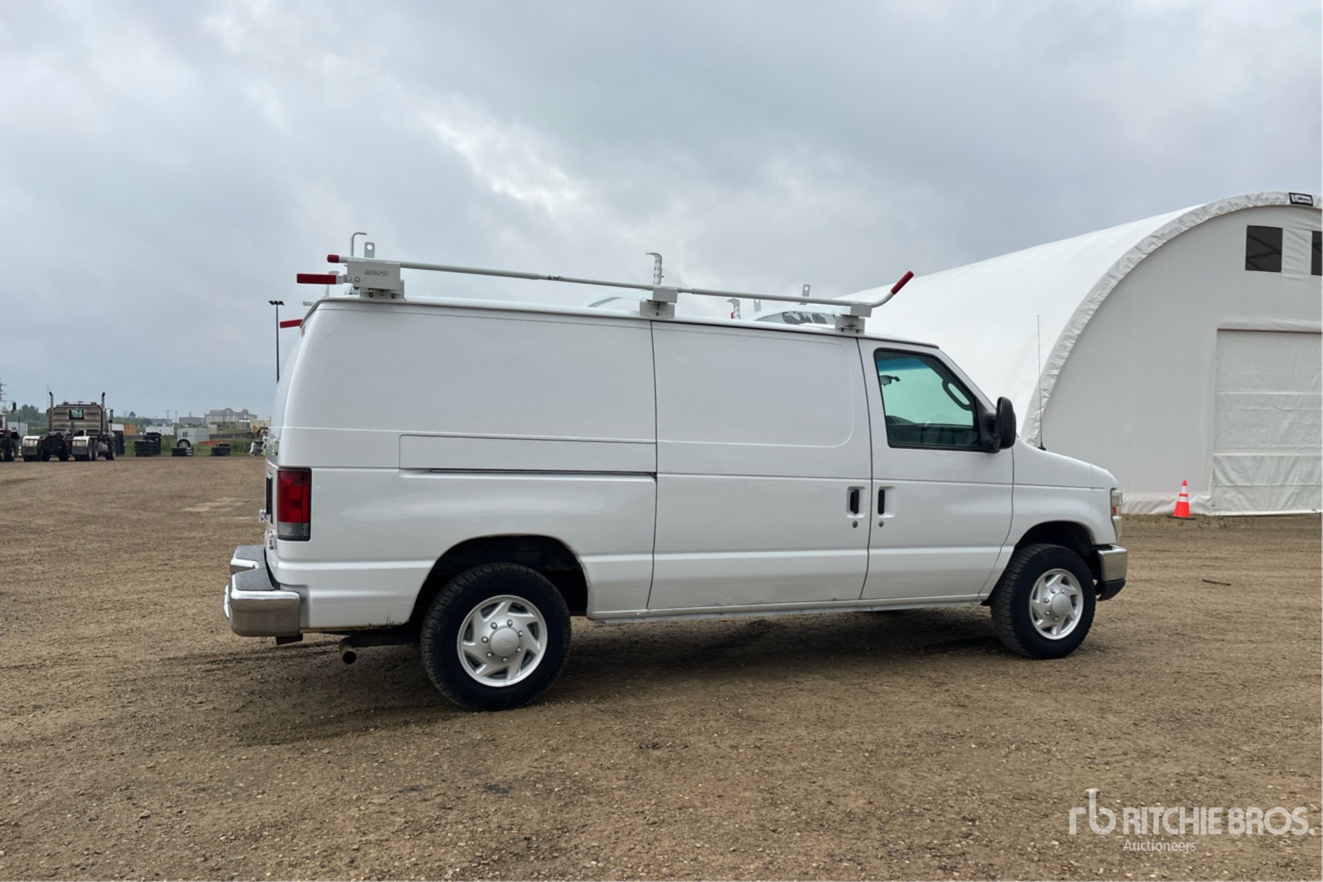 General Appearance with Picture, Right Rear Corner