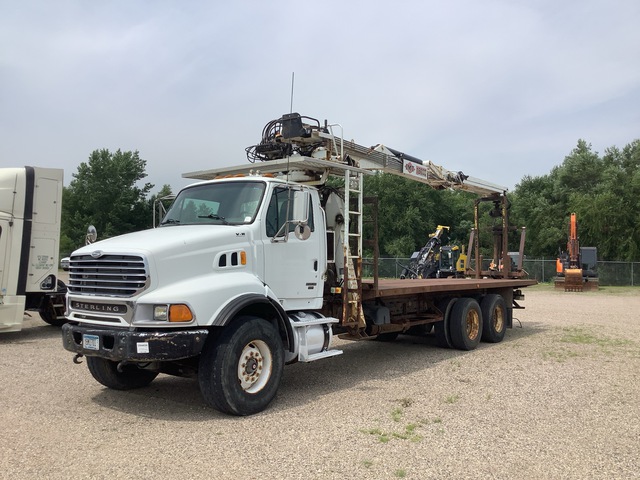 IMT 16000 5825 lb Knuckle Boom on 2005 Sterling 6x4 Boom Truck