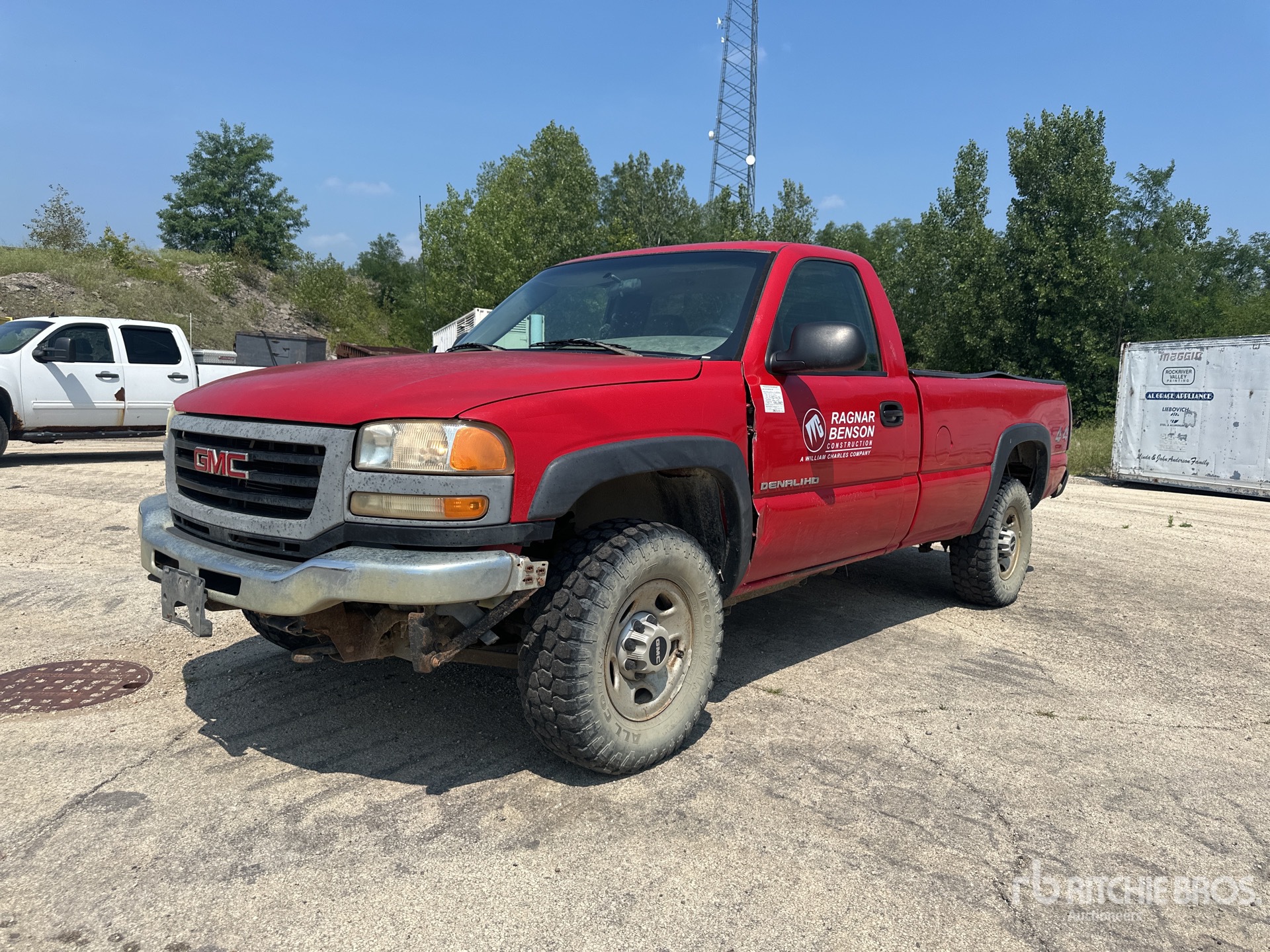 General Appearance with Featured Photo