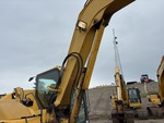 v2 Chassis - Excavator with 