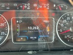4 Transmision with Engine Hours