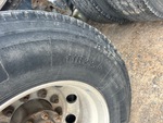 4 Underbody - Truck with 