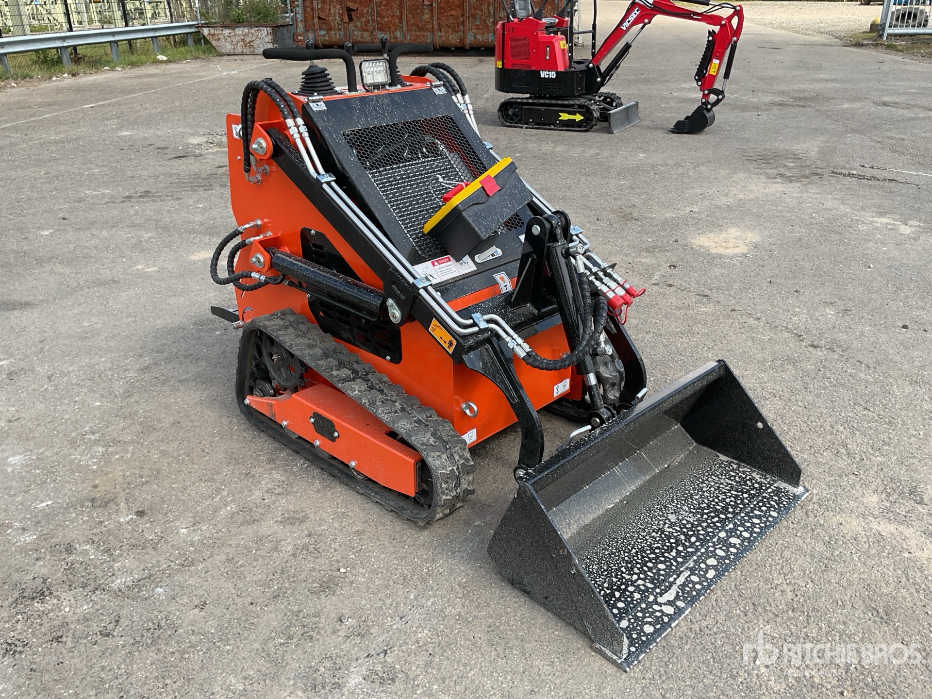 General Appearance with Picture, Right Front Corner