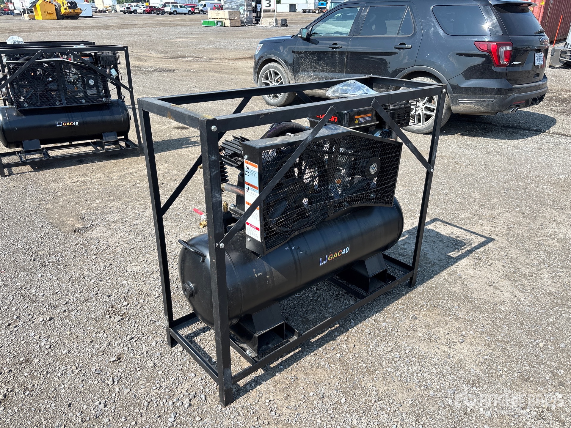 General Appearance with Picture, Left Rear Corner