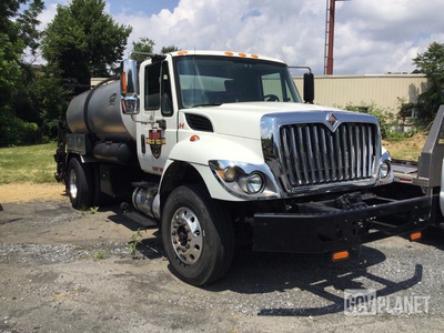 2012 International 7300 Asphalt Distributor Truck