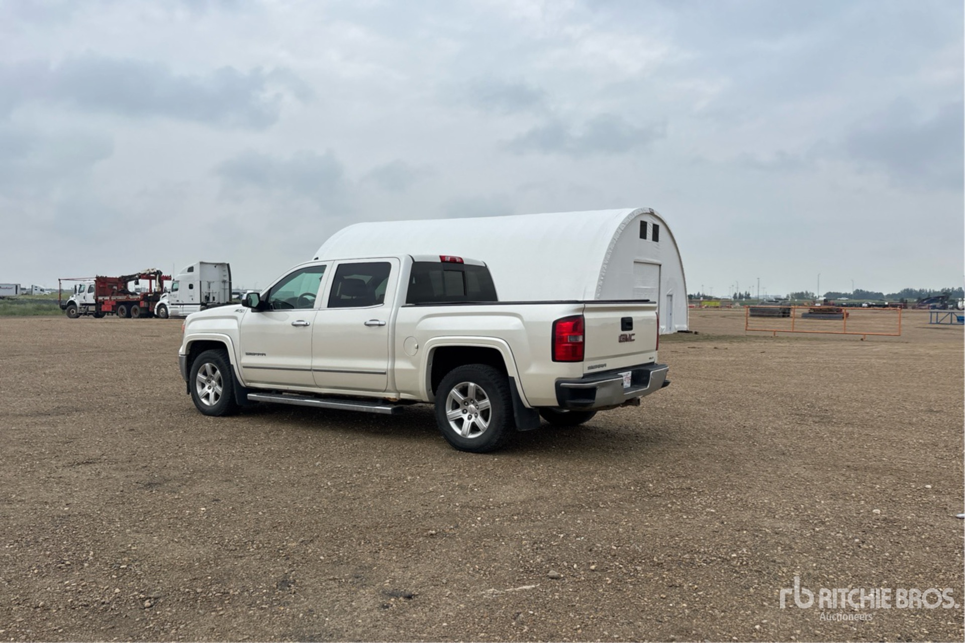 General Appearance with Picture, Left Rear Corner