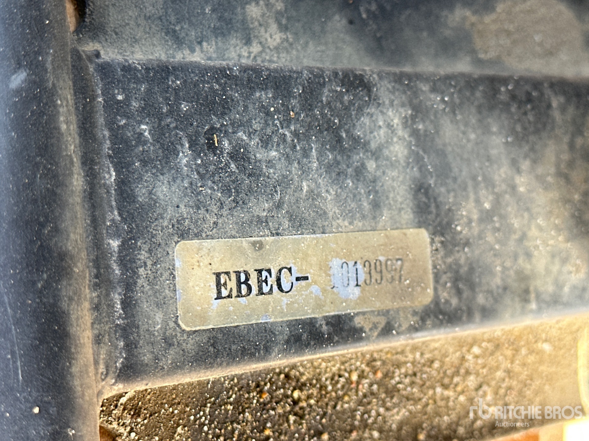 General Appearance with Unit Serial Number