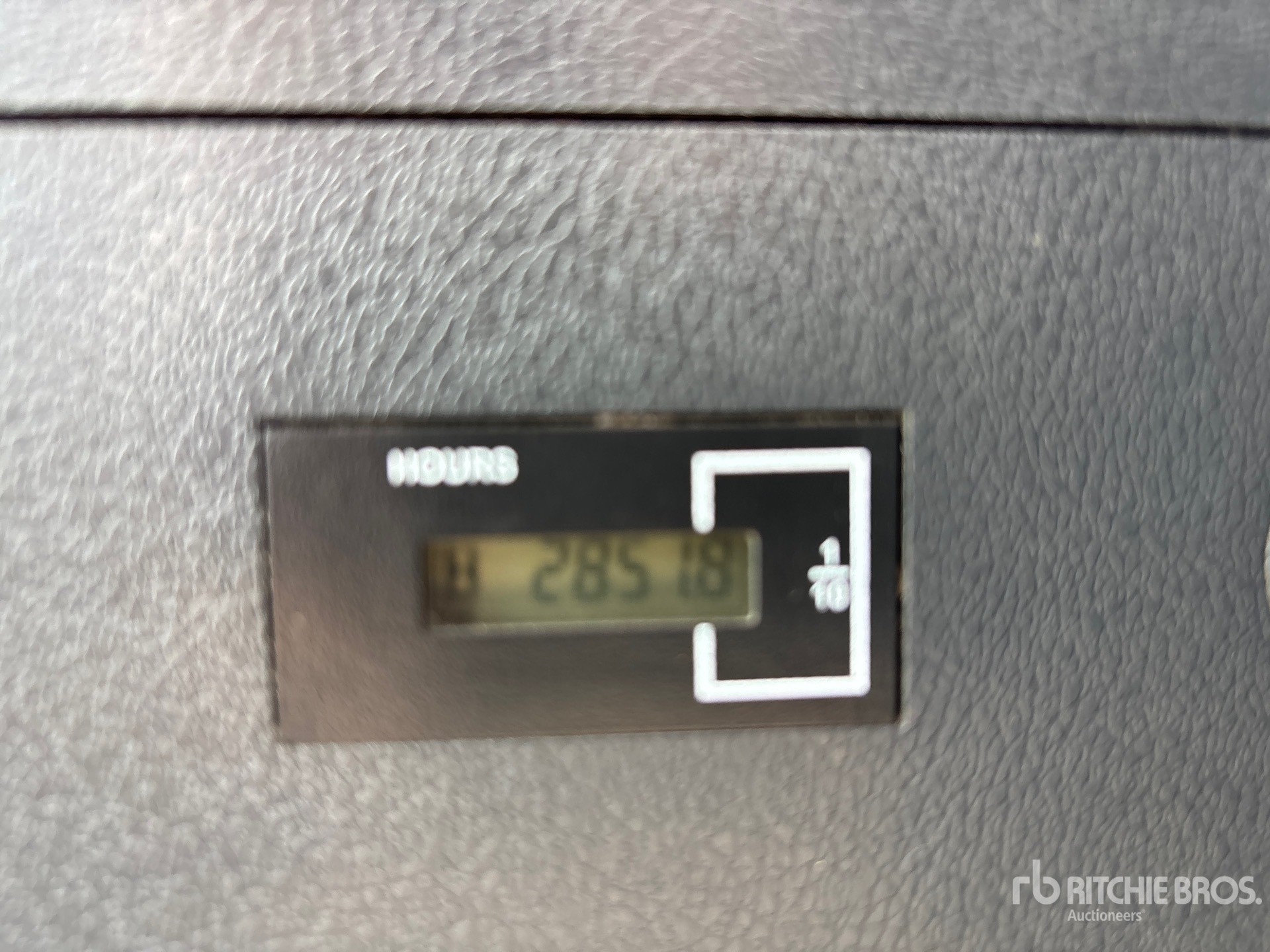 General Appearance with Hour Meter / Odometer