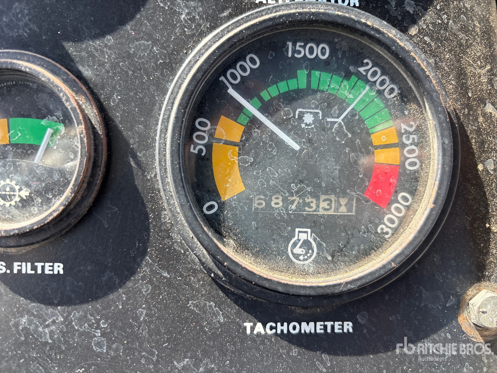 General Appearance with Hour Meter / Odometer