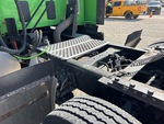 4 Underbody - Truck with 
