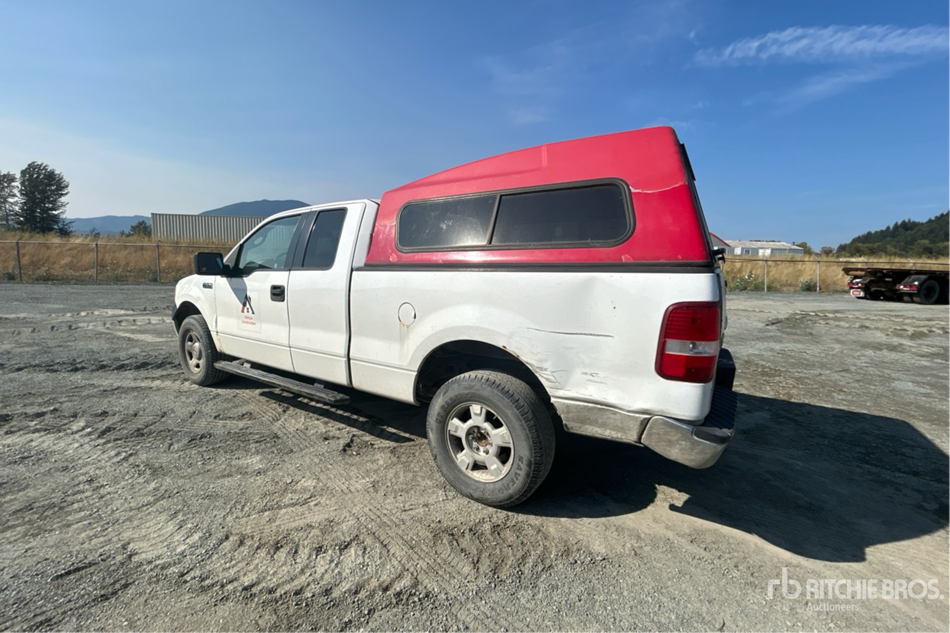 General Appearance with Picture, Left Rear Corner