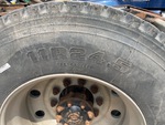 4 Underbody - Truck with 