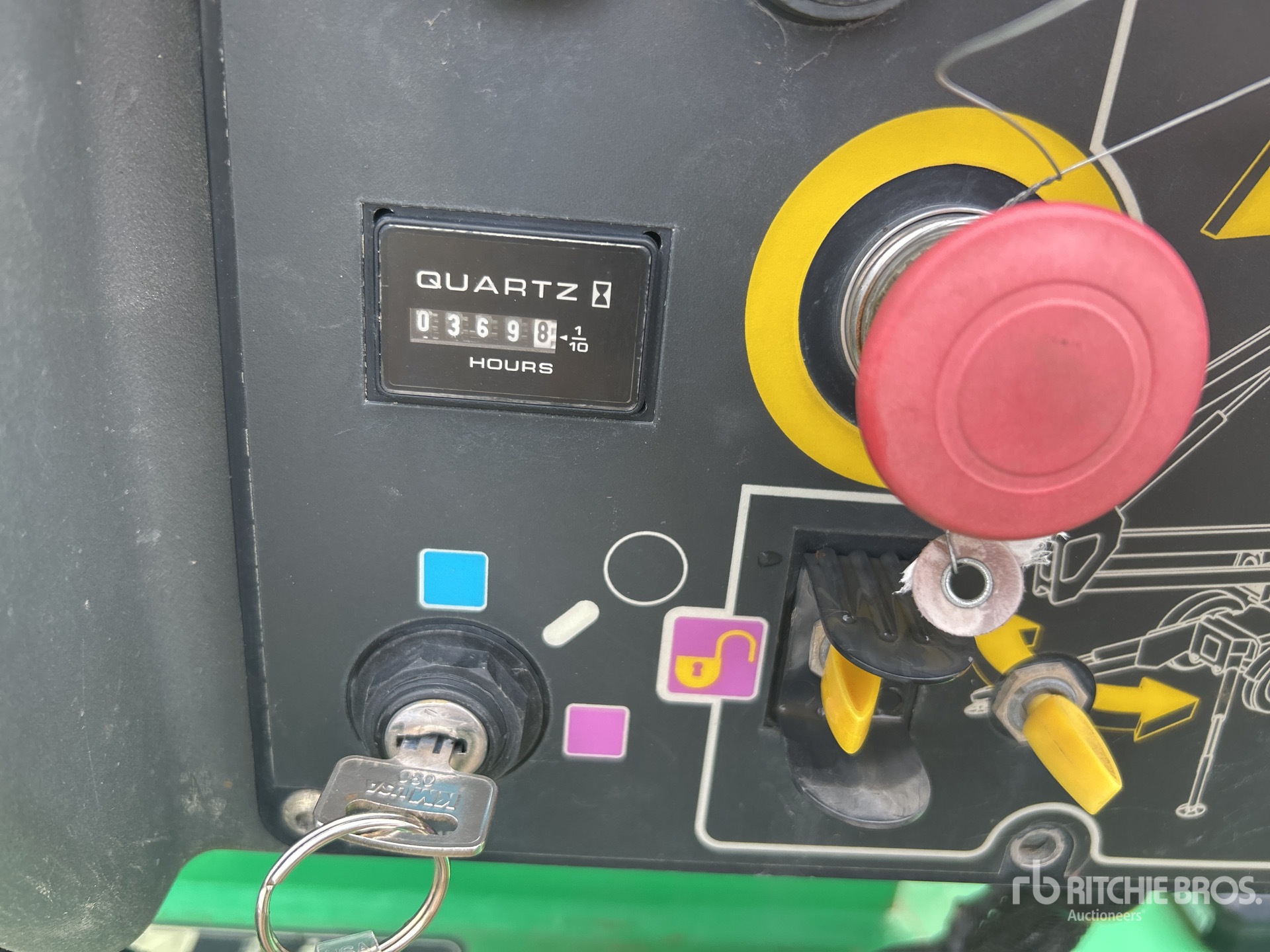 General Appearance with Hour Meter / Odometer