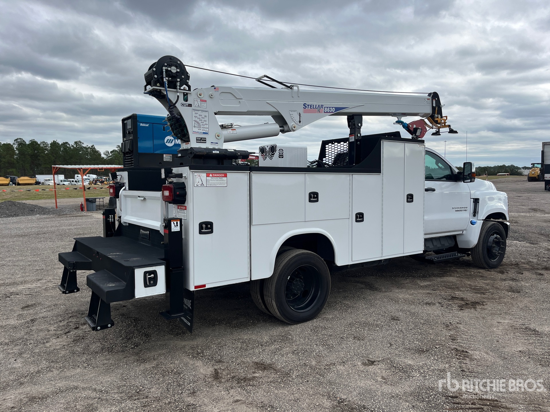 General Appearance with Imagen: esquina trasera derecha