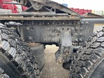 4 Underbody - Truck with 