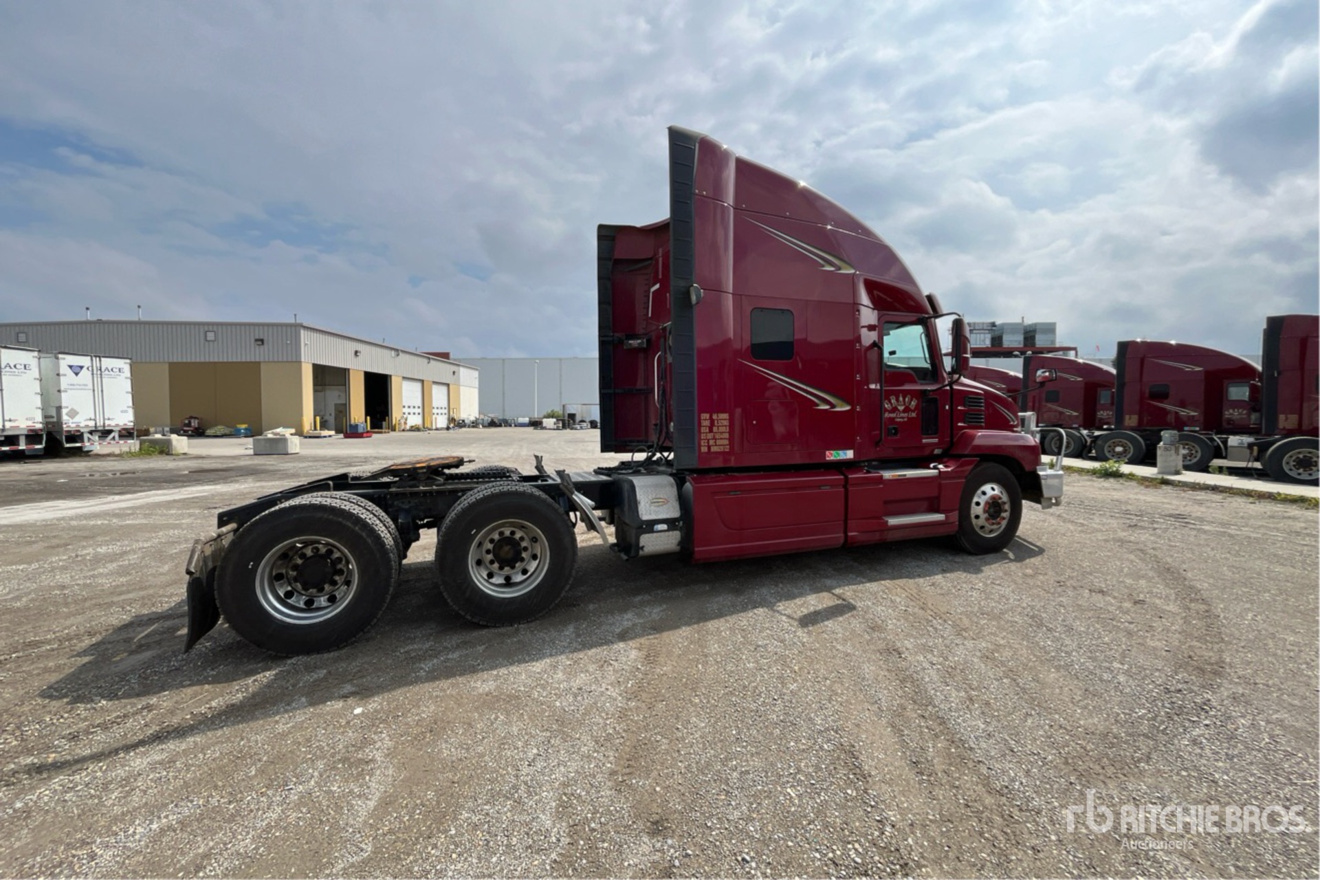 General Appearance with Picture, Right Rear Corner