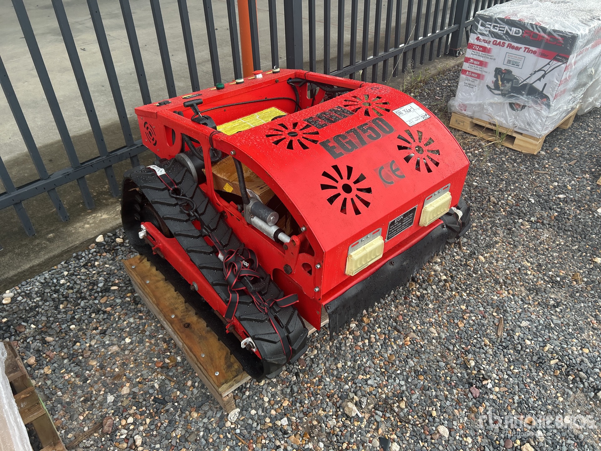 General Appearance with Picture, Right Front Corner
