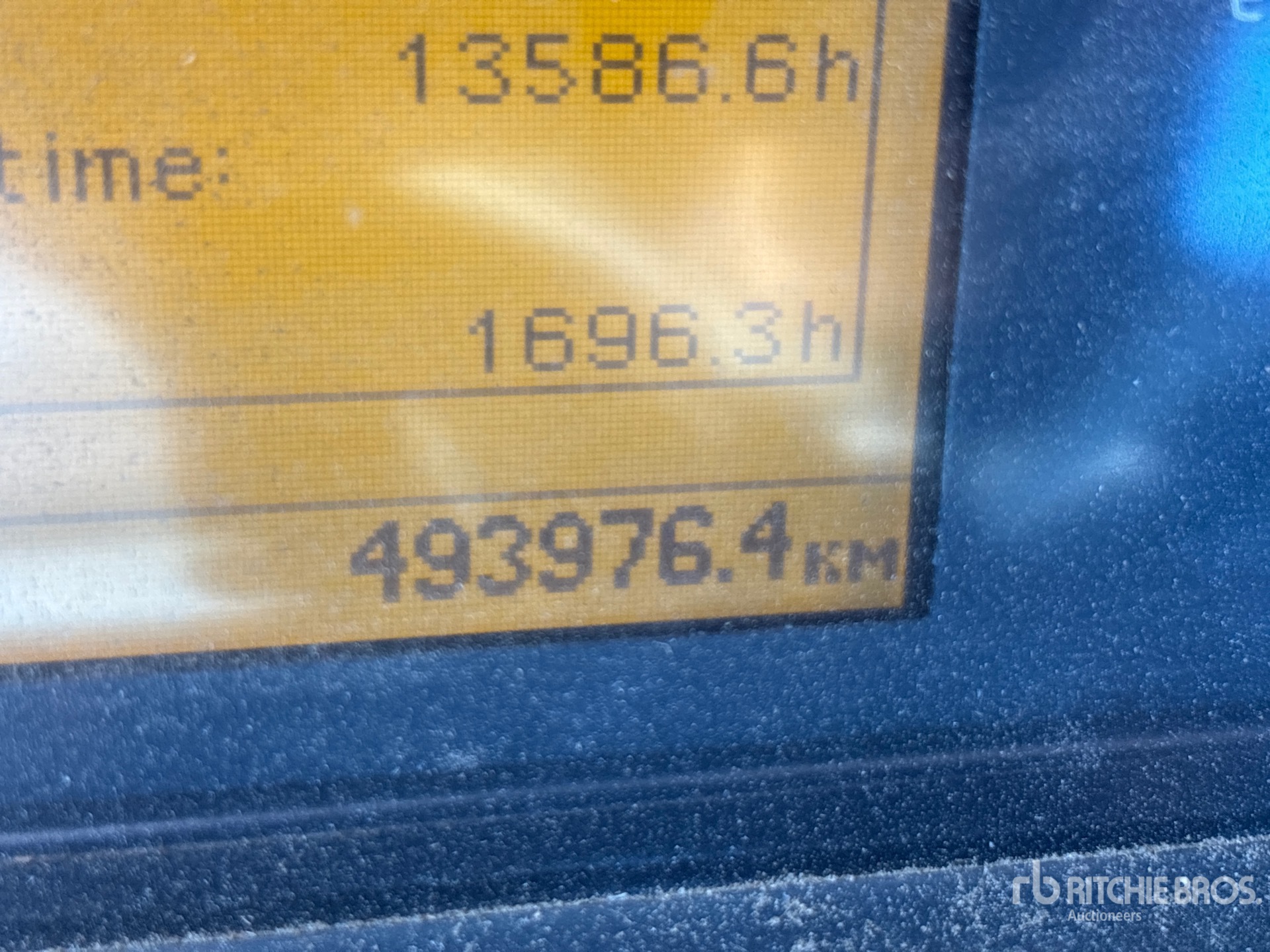 General Appearance with Hour Meter / Odometer