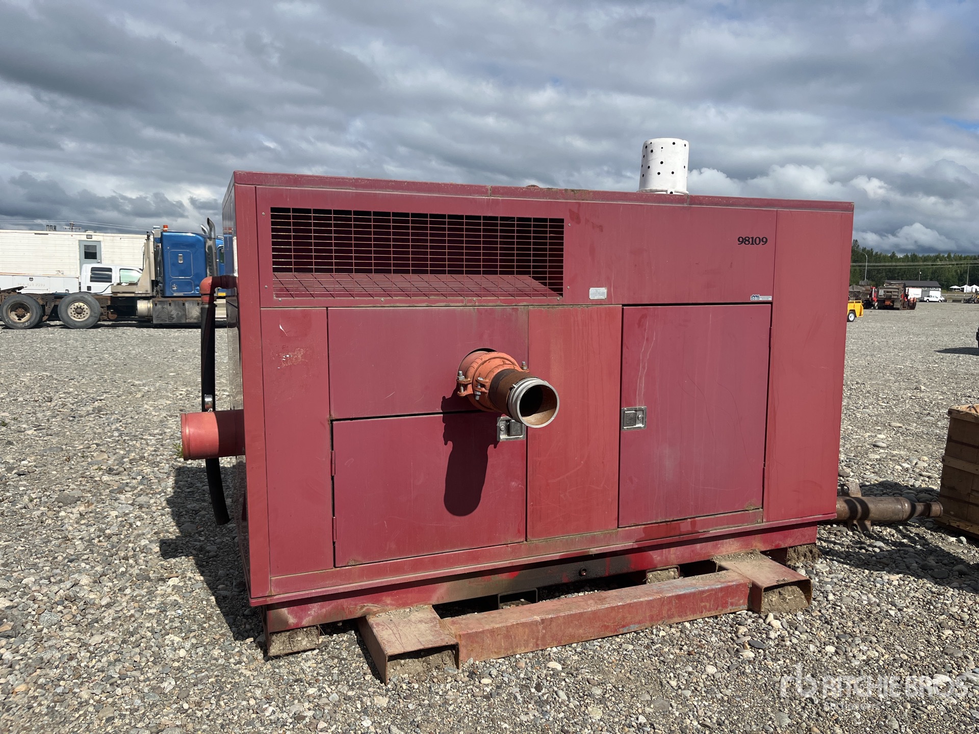 General Appearance with Picture, Left Rear Corner