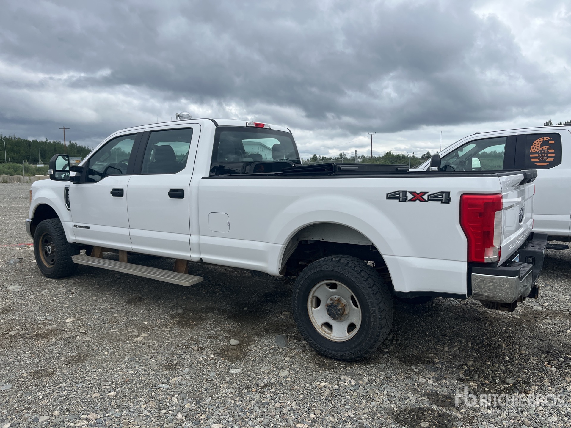 General Appearance with Picture, Left Rear Corner