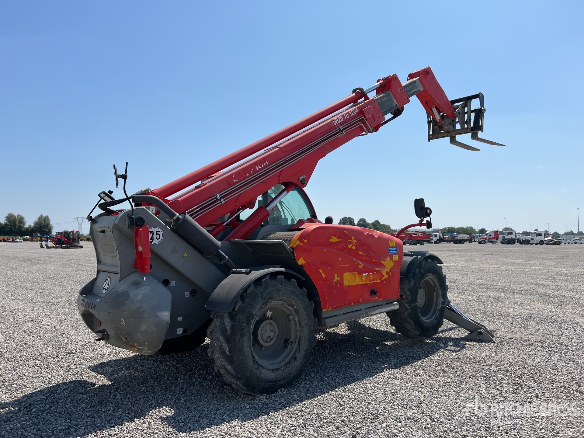 General Appearance with Picture, Right Rear Corner