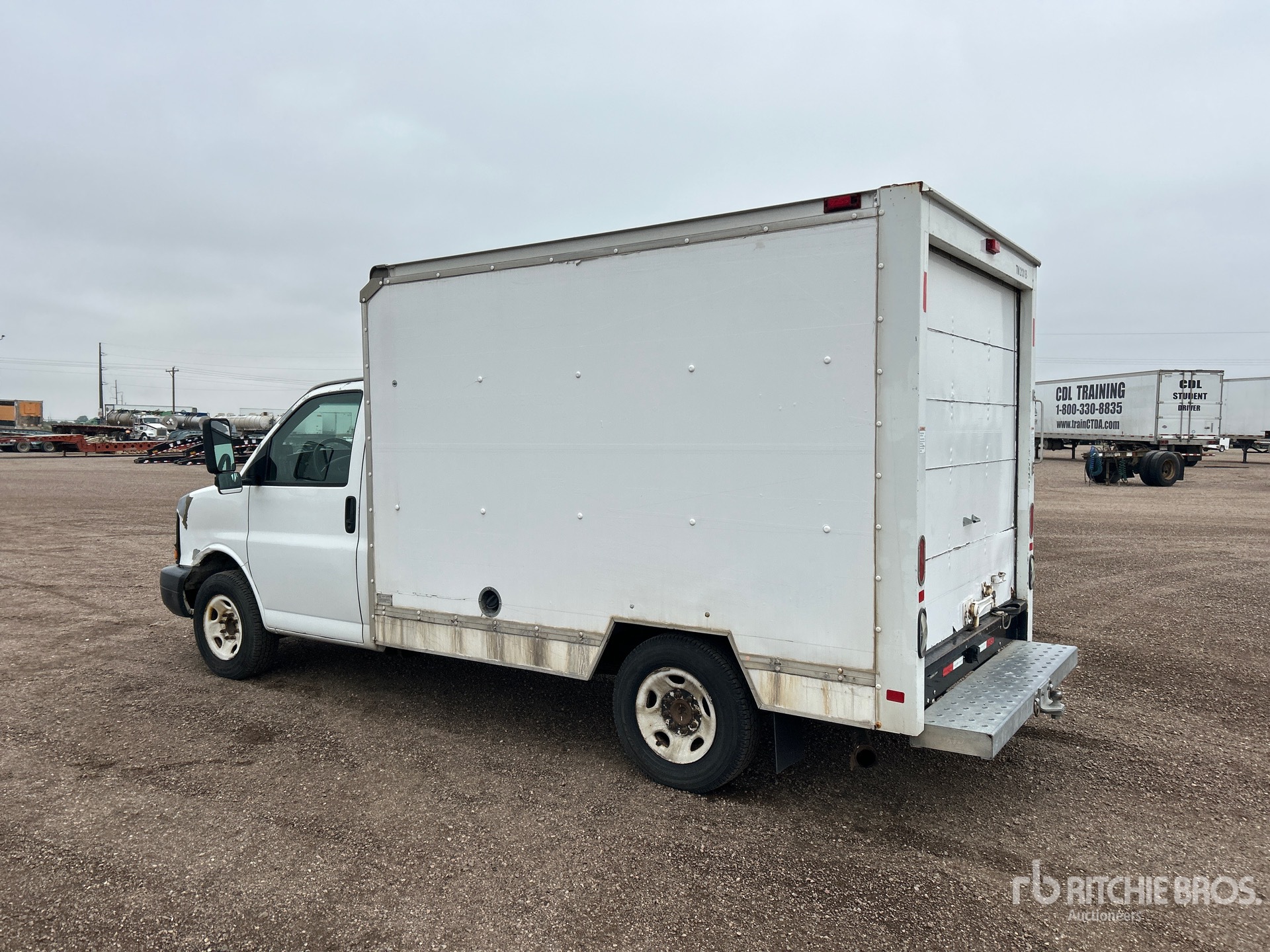 General Appearance with Picture, Left Rear Corner